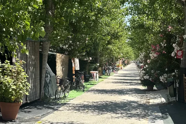 camping carouan abruzzo vialetto bungalow